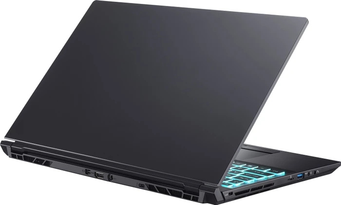 Clevo PC50DR, Core i7-10870H, 32GB RAM, 512GB SSD, GeForce RTX 3070, DE