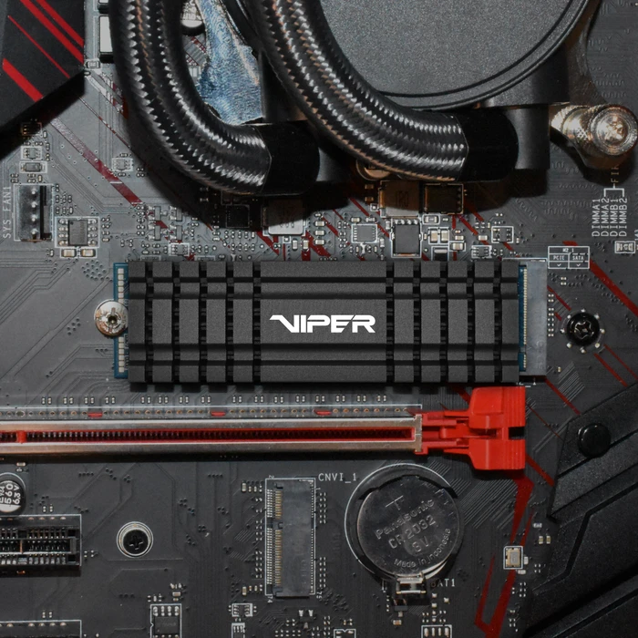 Patriot Viper VPN110 2TB, M.2 2280 / M-Key / PCIe 3.0 x4, Kühlkörper