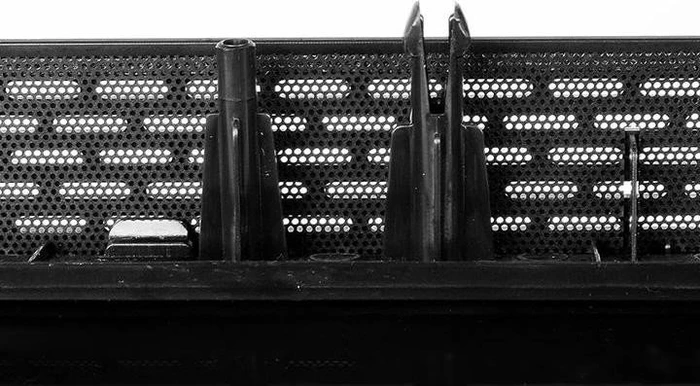 Thermaltake View 22 TG, Glasfenster