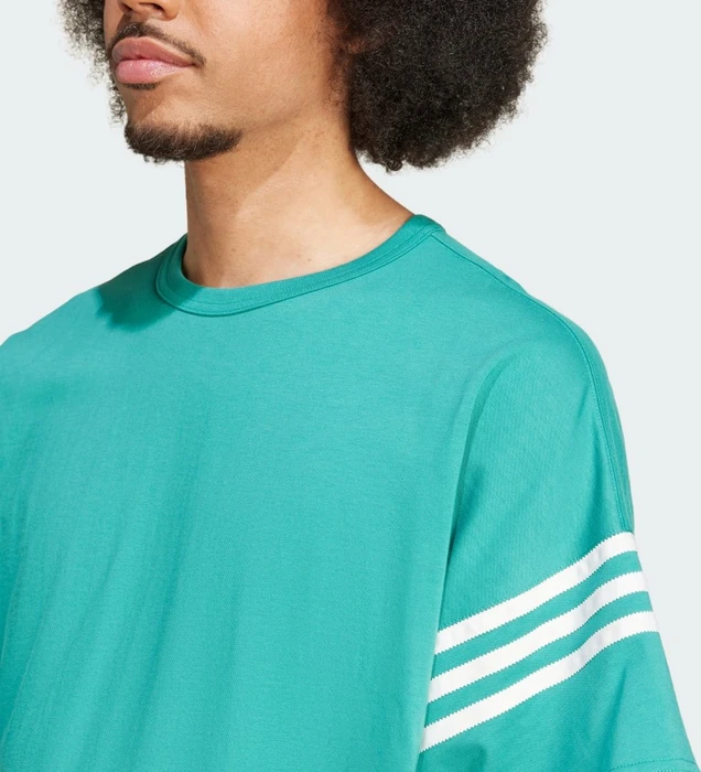 adidas Neuclassics T-Shirt kurzarm active green (Herren)