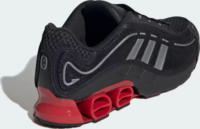 adidas Megaride 01 core black/better scarlet/carbon