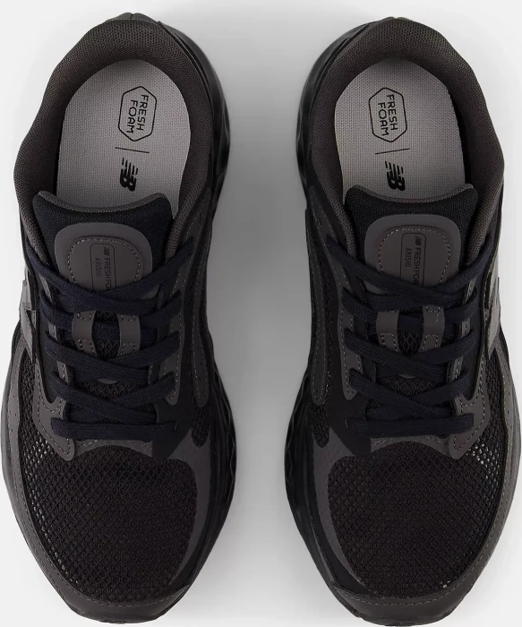 New Balance Fresh Foam Arishi v4 Tiralux black/black cement (Herren)