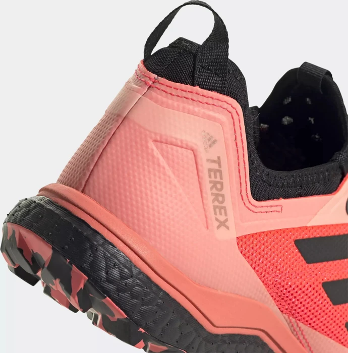 adidas Terrex Agravic XT signal pink/core black/light flash orange (Herren)