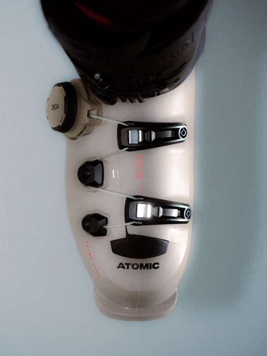 Atomic Hawx Prime 130 S Boa GW cement/black/red (Herren) (Modell 2024/2025)