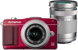 Olympus PEN E-PM2 rot mit Objektiv M.Zuiko digital 14-42mm 3.5-5.6 II und M.Zuiko digital ED 40-150mm 4.0-5.6
