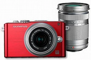Olympus PEN E-PL3 rot mit Objektiv M.Zuiko digital 14-42mm 3.5-5.6 II und M.Zuiko digital ED 40-150mm 4.0-5.6