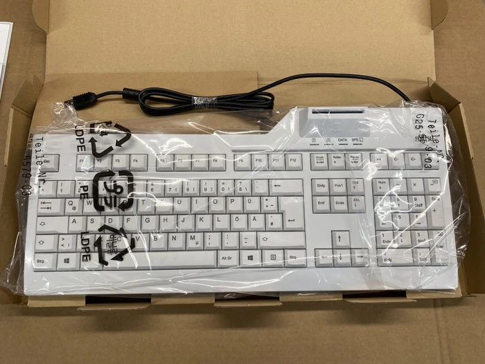 Fujitsu KB SCR, USB, DE