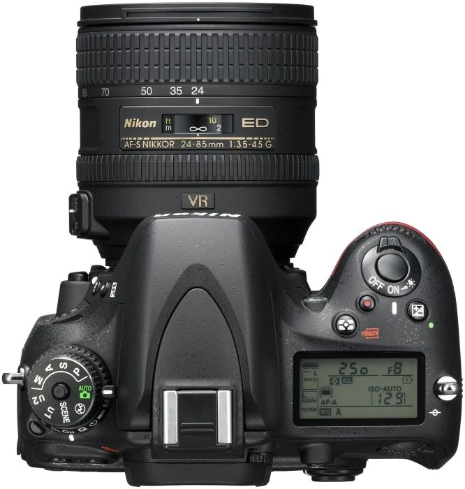 Nikon D600 mit Objektiv AF-S 24-85mm 3.5-4.5 G ED VR