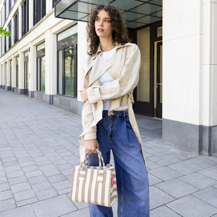 Reisenthel daily XS Shopper summerstripes coffee