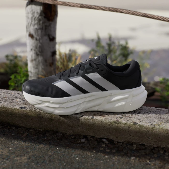 adidas Adistar 5 core black/grey one/carbon (Herren)