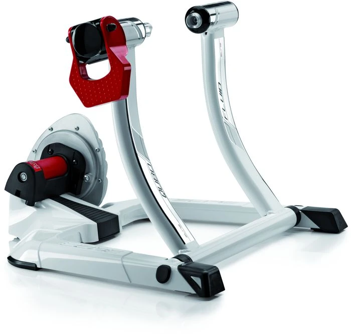 Elite Qubo Fluid Rollentrainer
