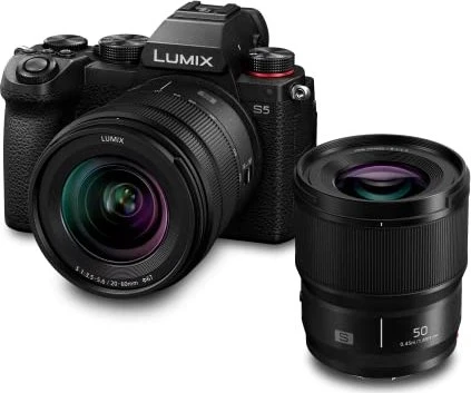 Panasonic Lumix DC-S5