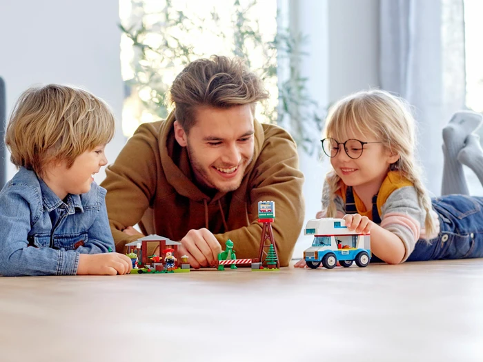 LEGO Juniors - Ferien mit dem Wohnmobil