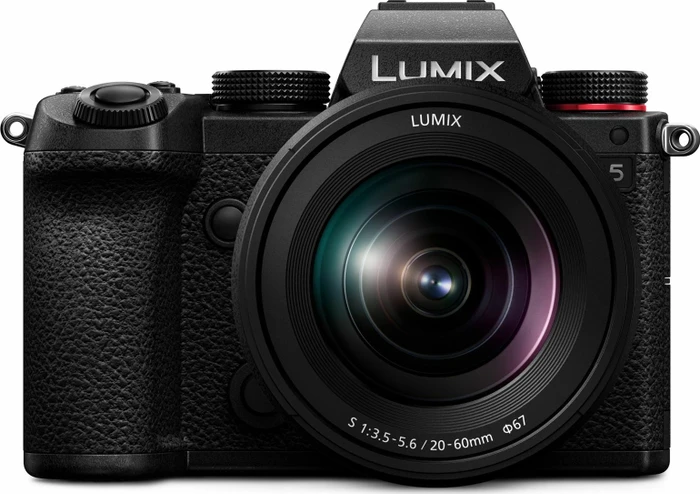 Panasonic Lumix DC-S5 mit Objektiv Lumix S 20-60mm 3.5-5.6