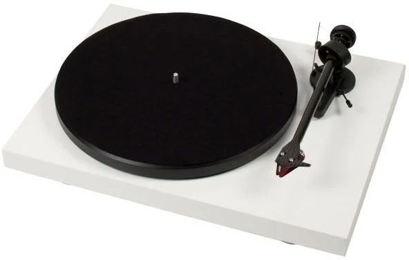 Pro-Ject Debut Carbon (DC)