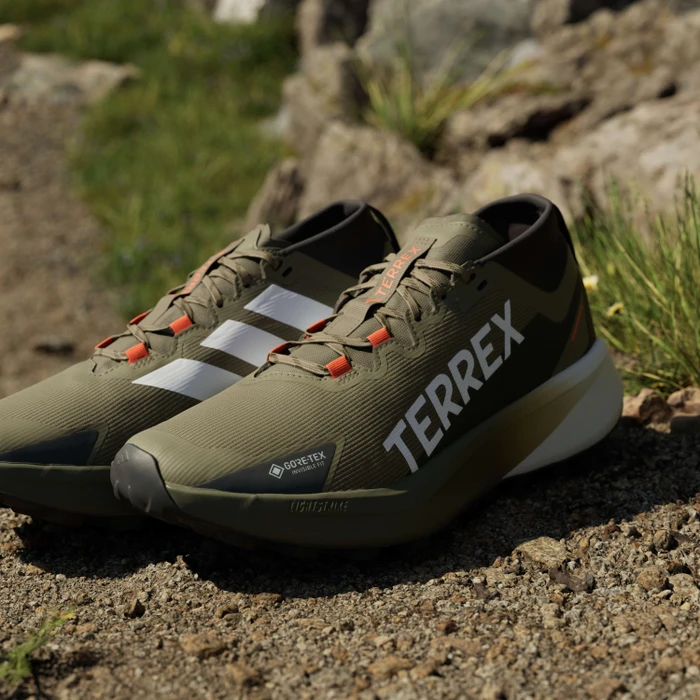 adidas Terrex Agravic GTX olive strata/cloud white/semi impact orange (Herren)