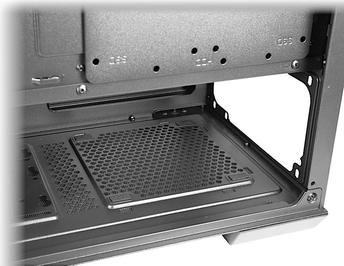 Inter-Tech IT-3503 Airstream, Glasfenster
