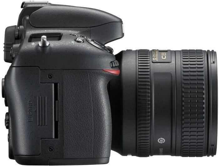 Nikon D600 mit Objektiv AF-S 24-85mm 3.5-4.5 G ED VR