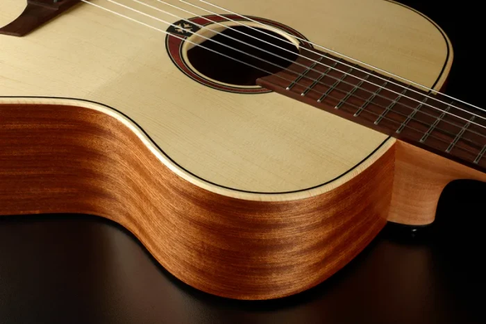 LAG Tramontane 70 Nylon Auditorium Natural