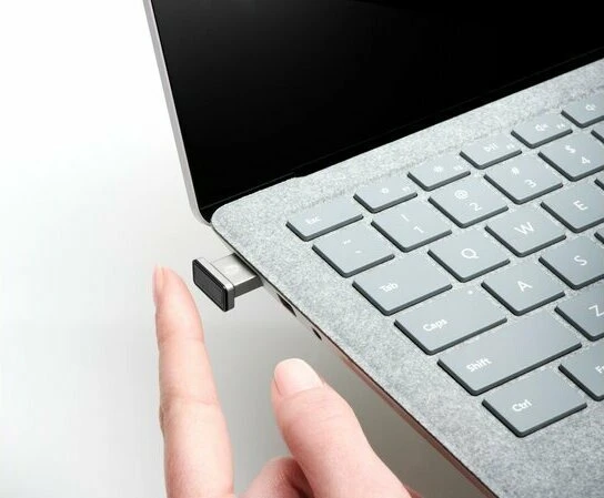 Kensington VeriMark IT Fingerprint Reader USB Dongle, silber/schwarz