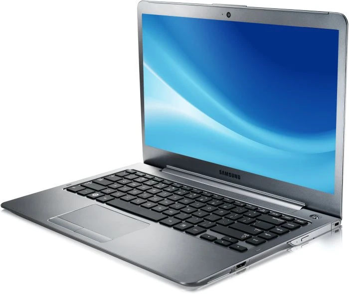 Samsung 535U4C, silber, A6-4455M, 8GB RAM, 500GB HDD, Radeon HD 7550M, DE