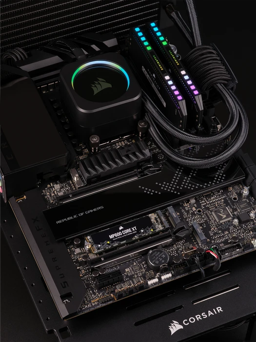 Corsair Force Series MP600 Core XT 2TB, M.2 2280 / M-Key / PCIe 4.0 x4, Kühlkörper