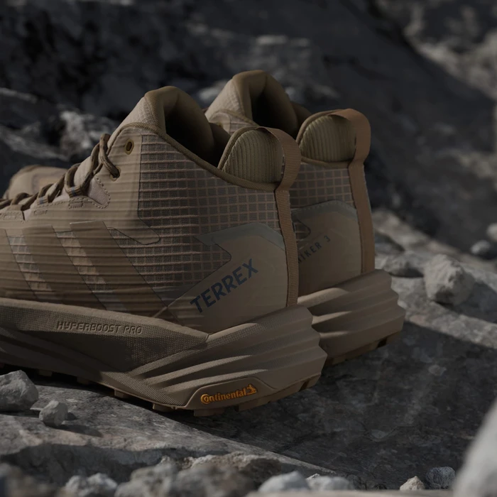 adidas Terrex Freehiker 3 Gore-Tex Mid khaki six/brown oxide/dark brown (Herren)