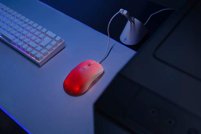 Deltaco WM87 RGB Ultralight Gaming Mouse weiß/transluzent, USB
