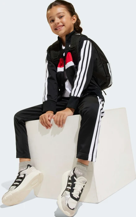 adidas Seasonal Essentials Tiberio 3-Streifen Tricot Trainingsanzug black/white/pure ruby (Junior)