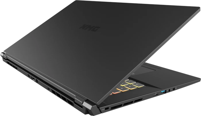 Schenker XMG PRO 17-E21, Core i7-10870H, 16GB RAM, 500GB SSD, GeForce RTX 3070, DE