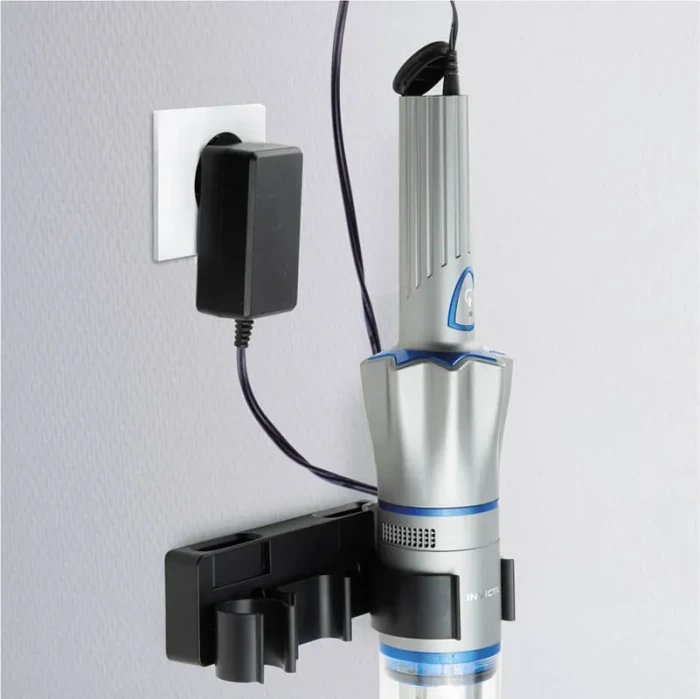 Genius Invictus One 2.0 Akku-Handstaubsauger blau Set 22-tlg.