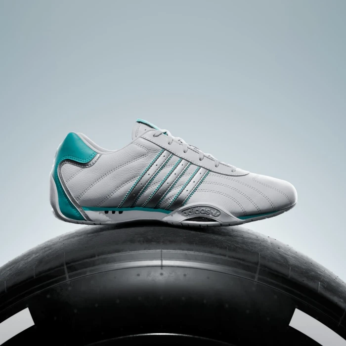 adidas Adiracer Lo Mercedes AMG Petronas F1 Team cloud white/matte silver/semi mint rush