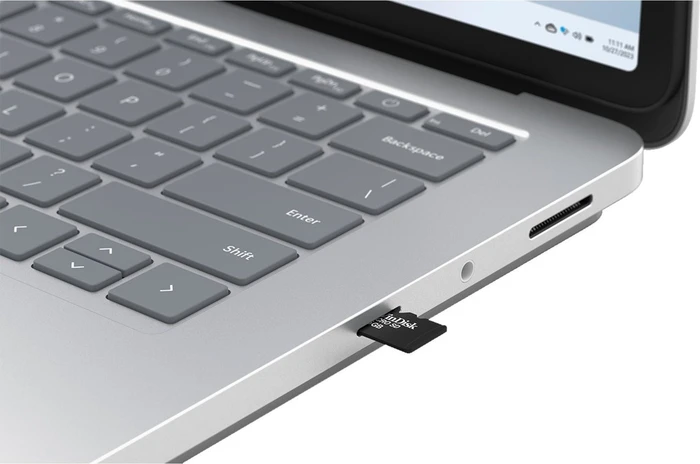 Microsoft Surface Laptop Studio 2, Core i7-13700H, 16GB RAM, 512GB SSD, GeForce RTX 4050, DE