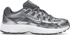 Nike P-6000 metallic cool grey/white/wolf grey/cool grey (Junior)