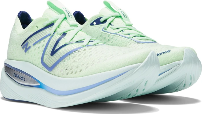 New Balance FuelCell SuperComp Trainer vibrant spring glo/light surf/vibrant violet (Damen)