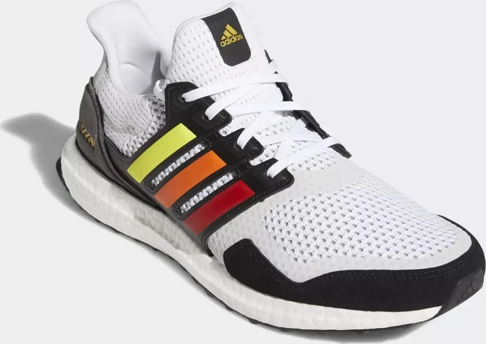 adidas Ultraboost S&L Pride cloud white/core black/gold metallic
