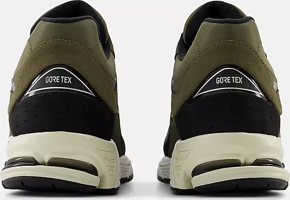 New Balance 2002RX dark camo/black/turtledove (Herren)