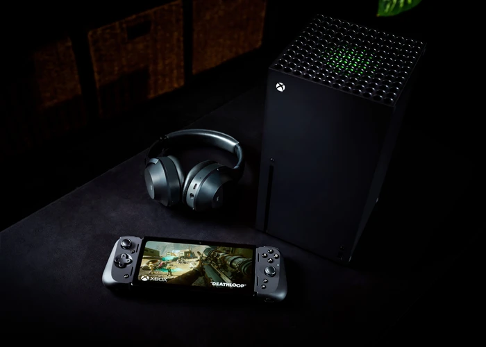Razer Edge Gaming Handheld with Android, Snapdragon G3x Gen 1, 128GB Flash