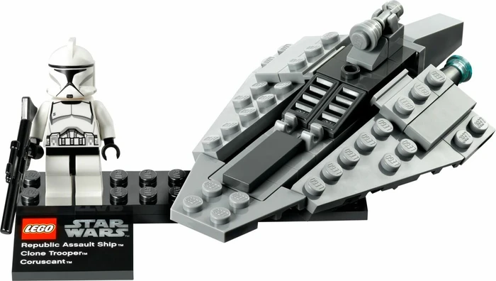 LEGO Star Wars Buildable Galaxy - Republic Assault Ship & Planet Coruscant