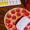 Mustard Pizza Mat Mousepad rund, 190mm, Salami-Pizza-Style, rot/gelb Vorschaubild