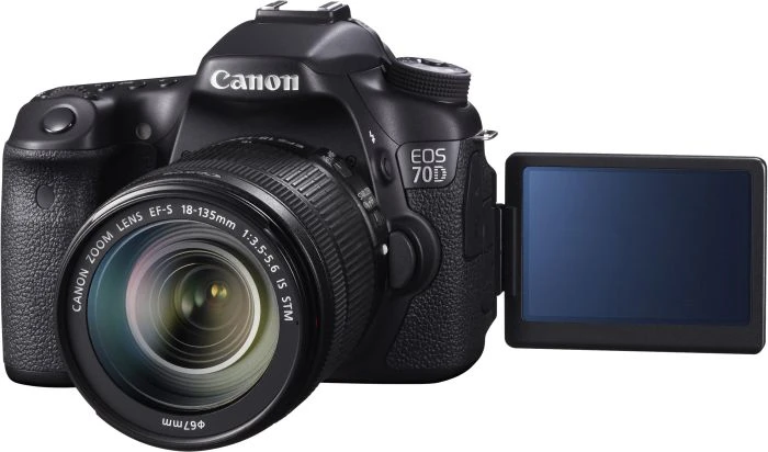 Canon EOS 70D mit Objektiv EF-S 18-135mm 3.5-5.6 IS STM