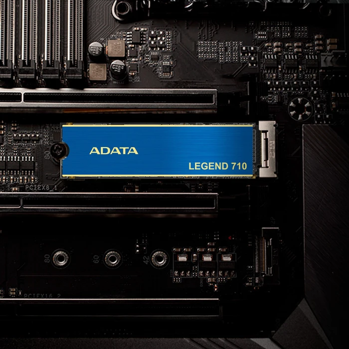 ADATA LEGEND 710 2TB, M.2 2280 / M-Key / PCIe 3.0 x4, Kühlkörper