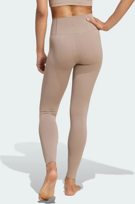 adidas All Me Hose 7/8 chalky brown (Damen)