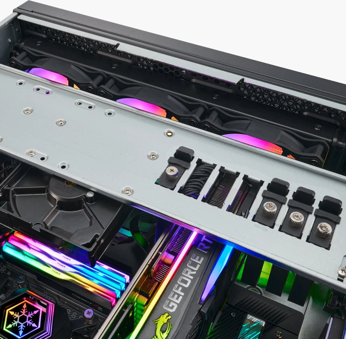 SilverStone RM44, Rackmount Storage, schwarz, 4HE, ATX