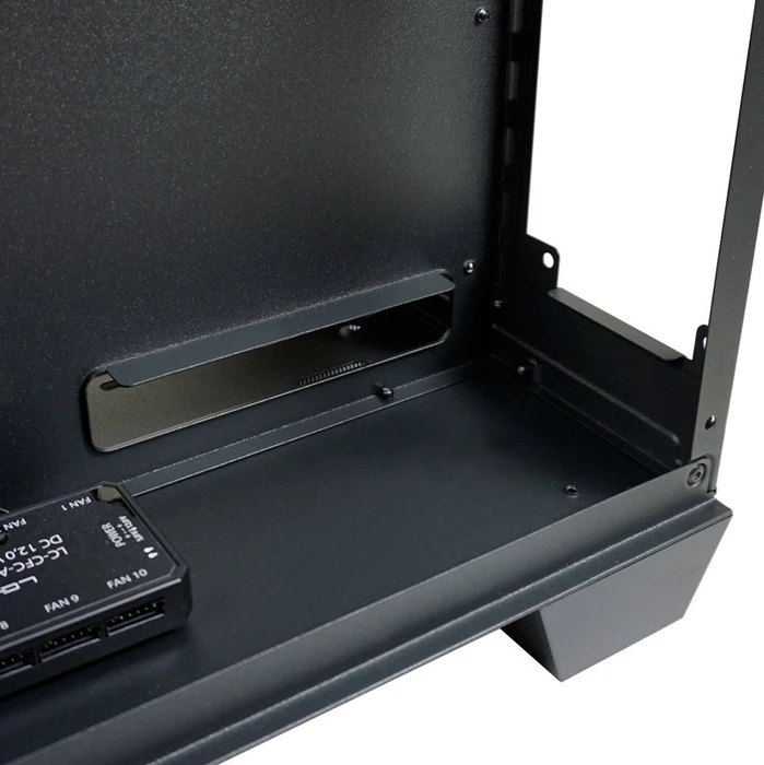 LC-Power Gaming 809B Dark Storm_X, Glasfenster