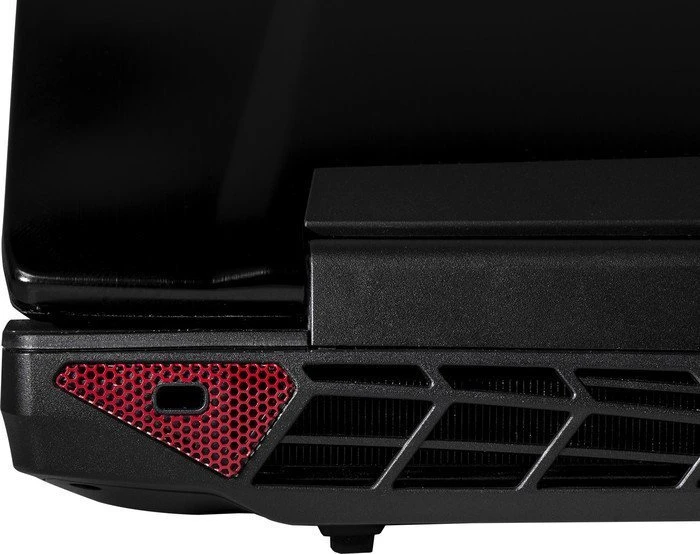 MSI GT72 2QD8H11B Dominator, Core i7-4720HQ, 8GB RAM, 128GB SSD, 1TB HDD, GeForce GTX 970M, DE