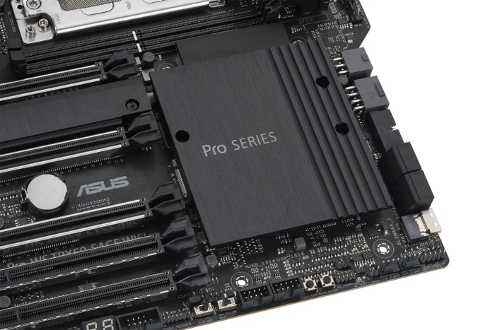 ASUS Pro WS TRX50-Sage WIFI (AMD sTR5)