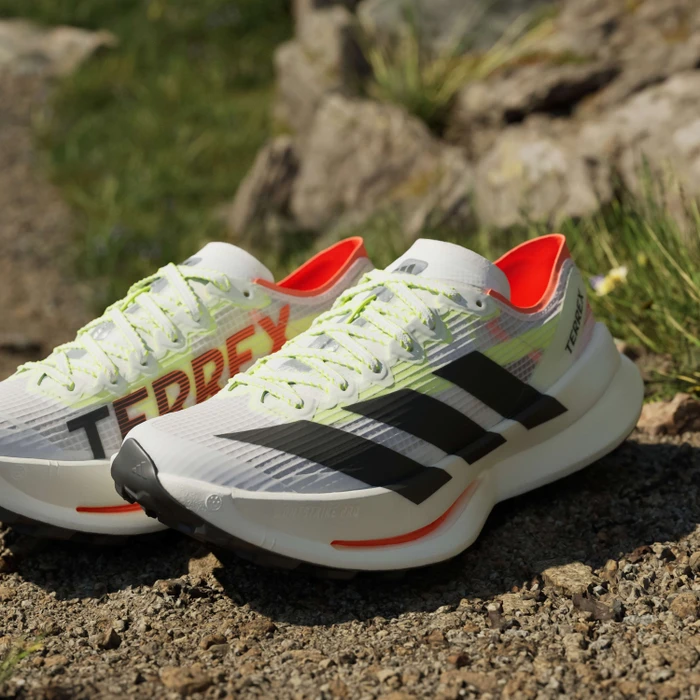 adidas Terrex Agravic Speed Ultra 2 cloud white/core black/reflect silver (Damen)