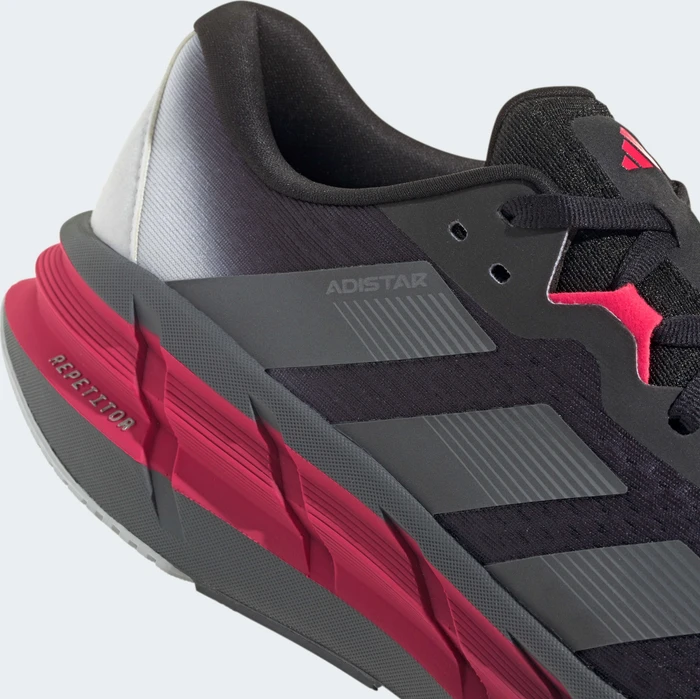 adidas Adistar 3 core black/iron metallic/lucid red (Herren)
