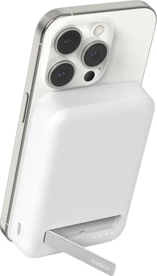 Belkin BoostCharge Pro Magnetische Powerbank mit Qi2 (15W) 10000mAh weiß